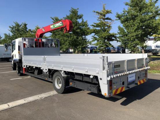 2017 いすゞ　フォワード