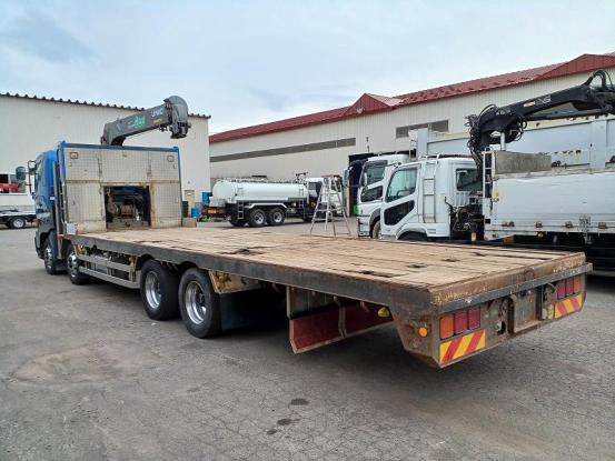 2011 日野　プロフィア