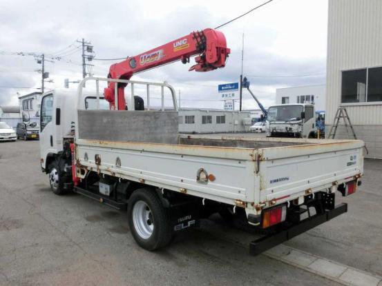 2017 いすゞ　エルフ