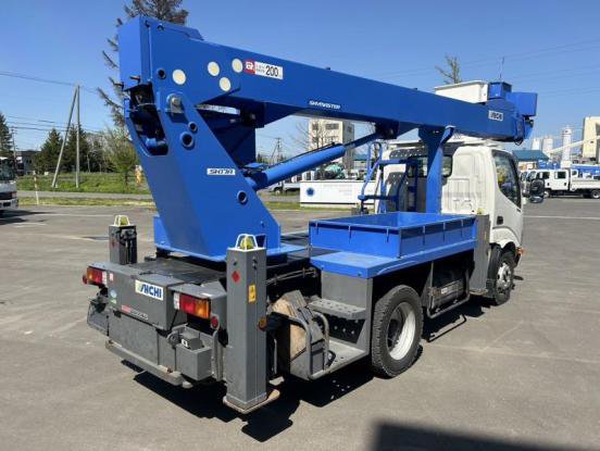 2019 日野　デュトロ