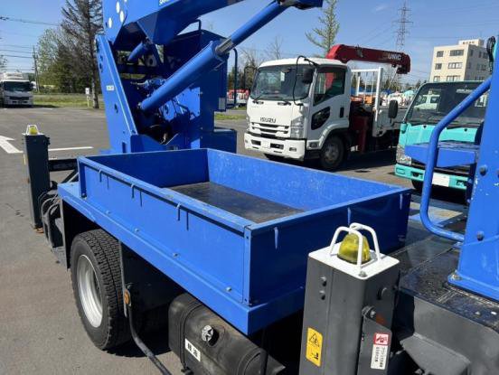 2019 日野　デュトロ