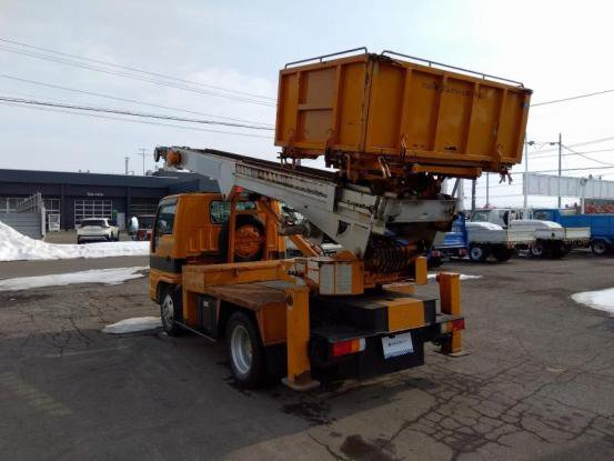 2000 いすゞ　エルフ