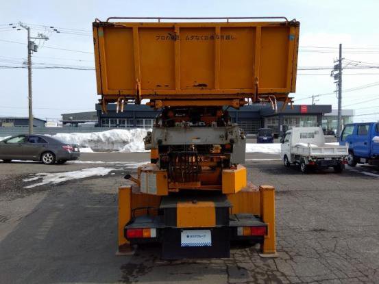 2000 いすゞ　エルフ