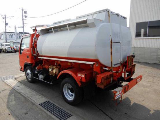 2012 いすゞ　エルフ