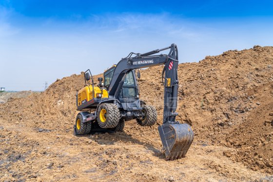 恒旺 HWL75S 轮式挖掘机