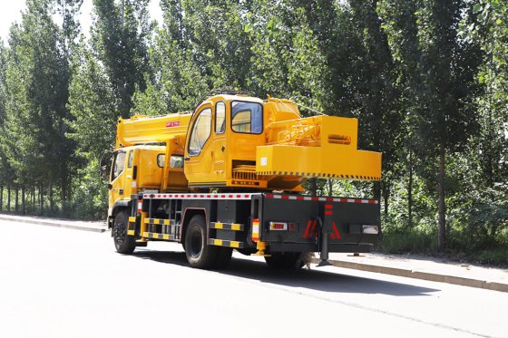 恒旺 HWFT16T 汽车起重机