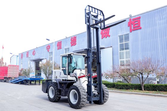 恒旺 HWC-40 全地形叉车