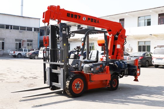 HengWang 4トンフォークリフトクレーン