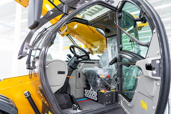 恒旺HWR735伸缩臂叉车