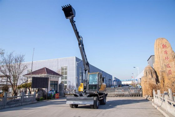 恒旺 HWL110 轮式挖掘机