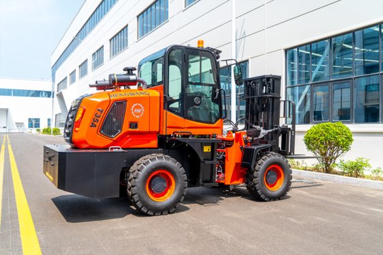 恒旺 HWC-35 全地形叉车