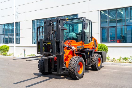 恒旺 HWC-35 全地形叉车