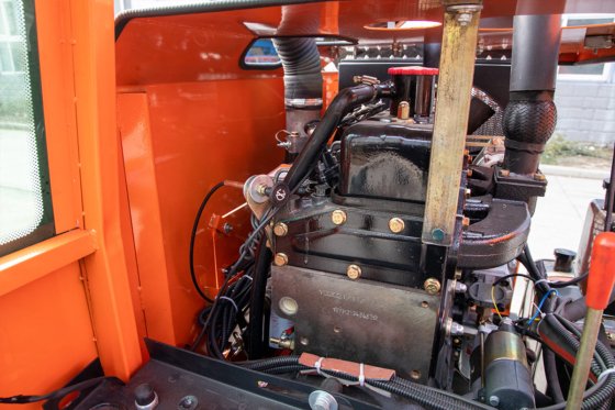 恒旺 HW5000L 履带式翻斗车