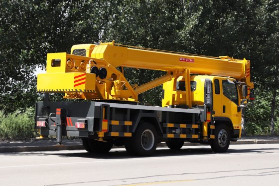 恒旺 HWKM10T 汽车起重机