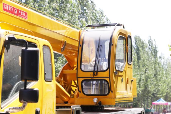 恒旺 HWKM10T 汽车起重机