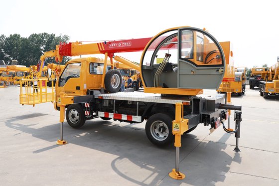 恒旺 HWFT5T 汽车起重机