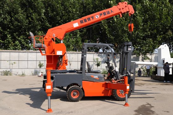 HengWang 4トンフォークリフトクレーン