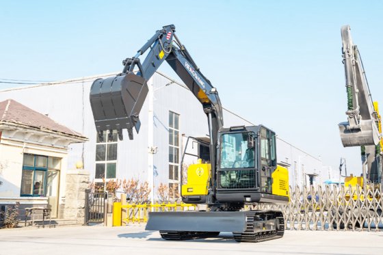 恒旺 HW-80 履带式挖掘机