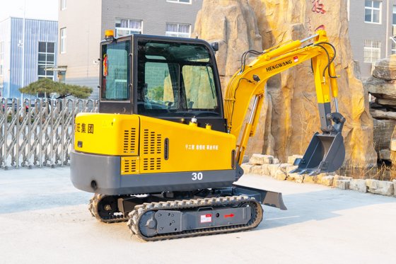 恒旺 HW-30 履带式挖掘机