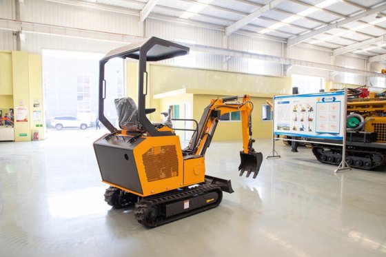 HengWang HW-18F クローラーショベル