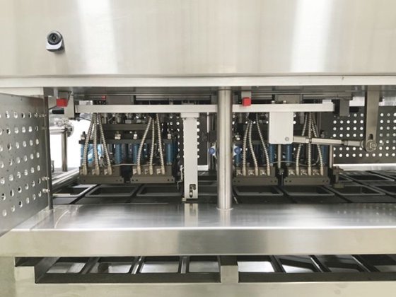 連続式の豆腐パッケージ封口機