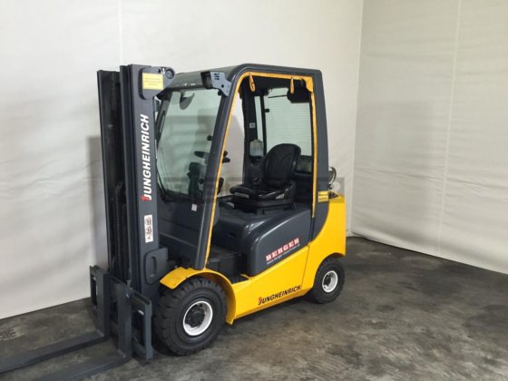 Jungheinrich forklifts