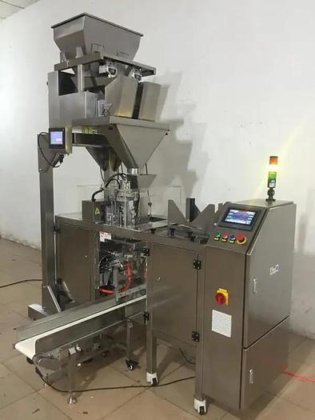 用于饼干的单工位水平进料预制自立袋自动食品包装机