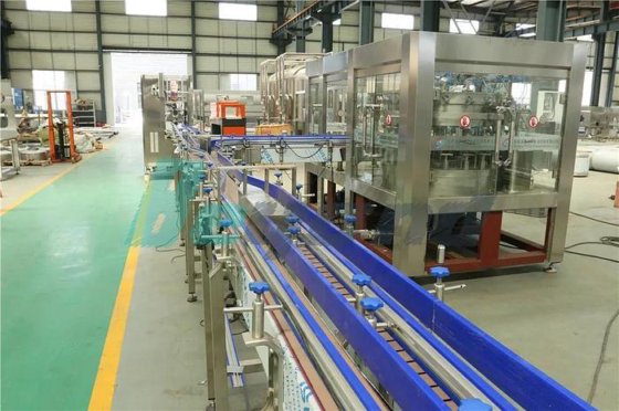 8000bph 塑料瓶碳酸饮料软饮料水灌装旋盖包装机械