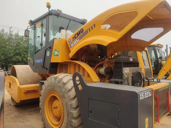 2022 XCMG XS223J