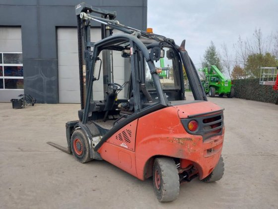 2004 Linde H30D
