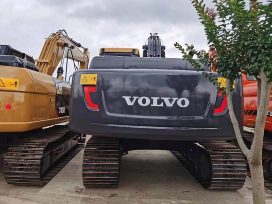 2022 Volvo EC210