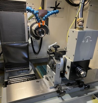 CNCヘリカルピニオンカッター研磨機