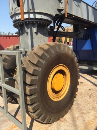 Guindaste para manuseio de barcos