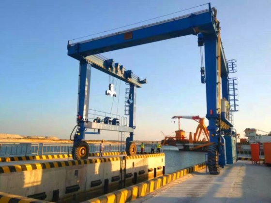 Guindaste para elevação de barcos