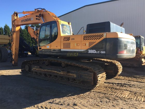 2013 Hyundai ROBEX 380 LC-9