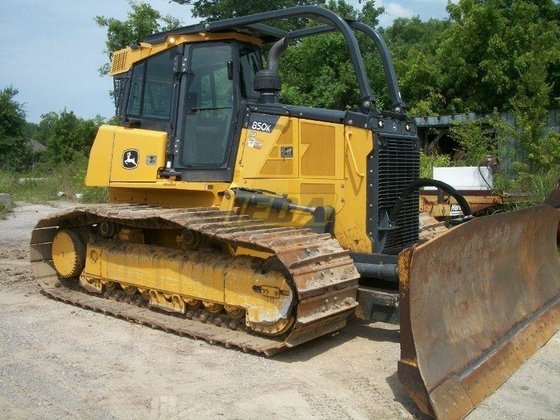 2011 John Deere 850K LGP