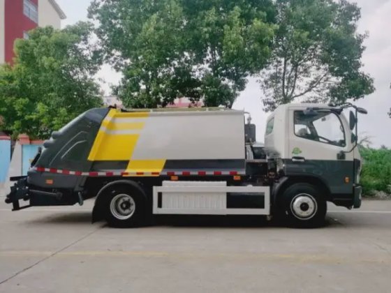 Electric compression Garbage truck