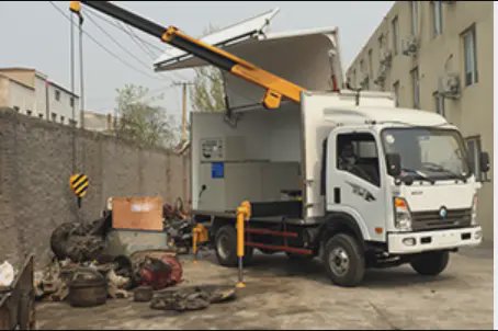 Multi purpose maintenance truck