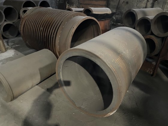 2013 Centrifugal casting machine