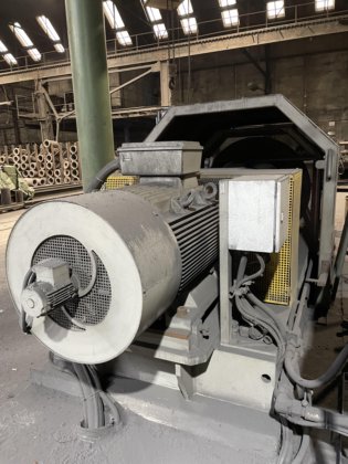 2013 Centrifugal casting machine