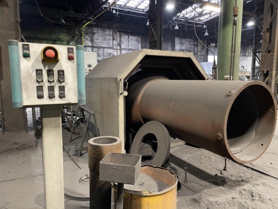 2013 Centrifugal casting machine