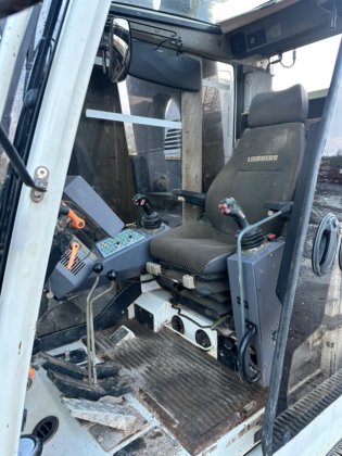 2012 Liebherr LB16