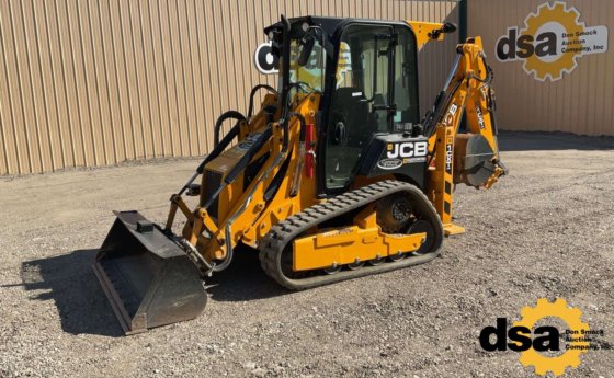JCB T4FIV Loader Backhoe, Track