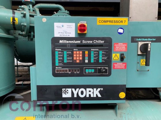 2004年约克YNRDRDS55CIA / 二手水冷式冷水机