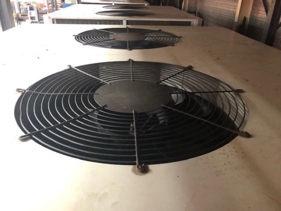 2004年开利30RA-140-B0077-PEE/二手风冷式冷水机