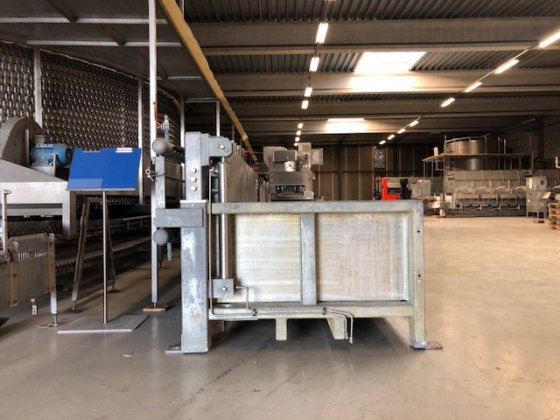 2000 Jackstone LDN-395290/ 縦型プレート式冷凍庫