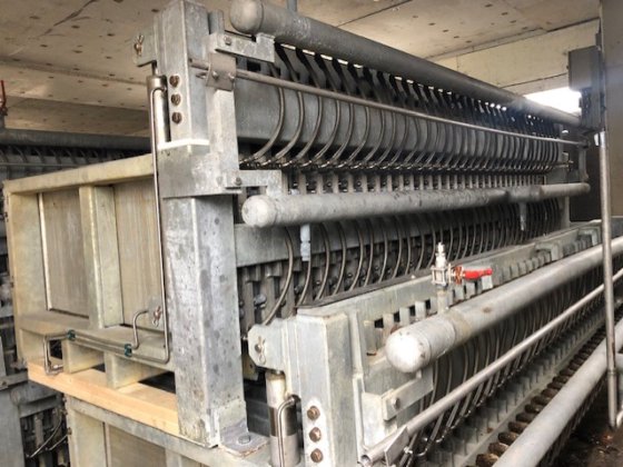 2000 Jackstone LDN-395290/ 縦型プレート式冷凍庫