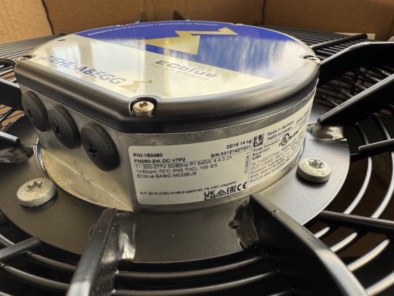 施乐百 FN050-ZIK.DC.V7P2 / EC 通风设备