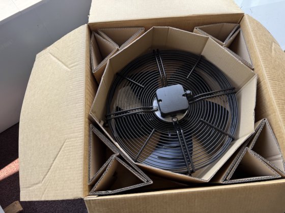 ebmpapst S4E450-GA09-01 / EC ベンチレーター