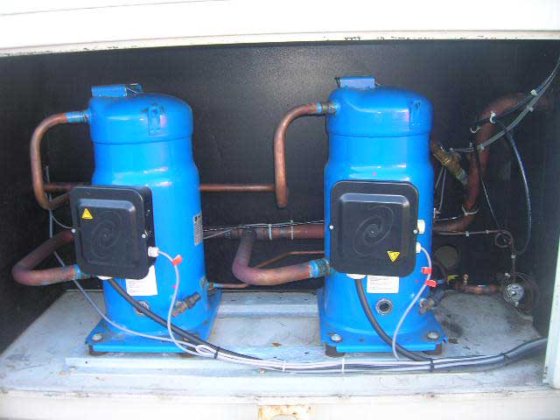 2002年特灵CGAN 200/二手风冷式冷水机